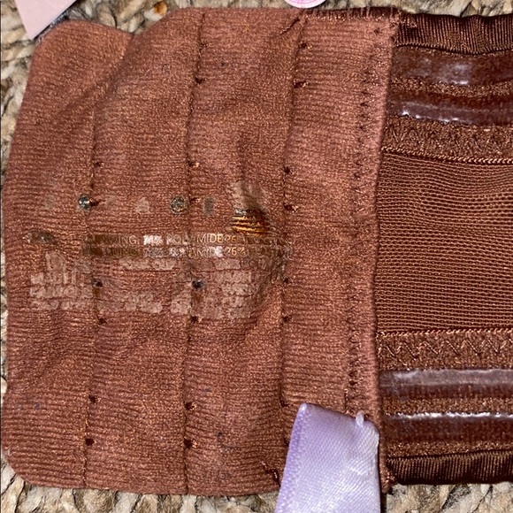 I got the wrong size bra , all are 34C - Picture 5 of 6